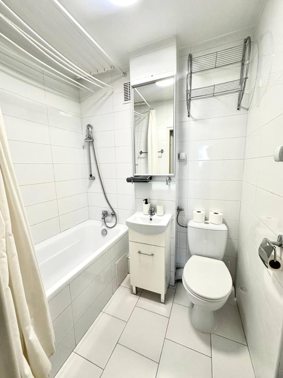 Ohmyhome - Park Mirowski Apartment Βαρσοβία Εξωτερικό φωτογραφία